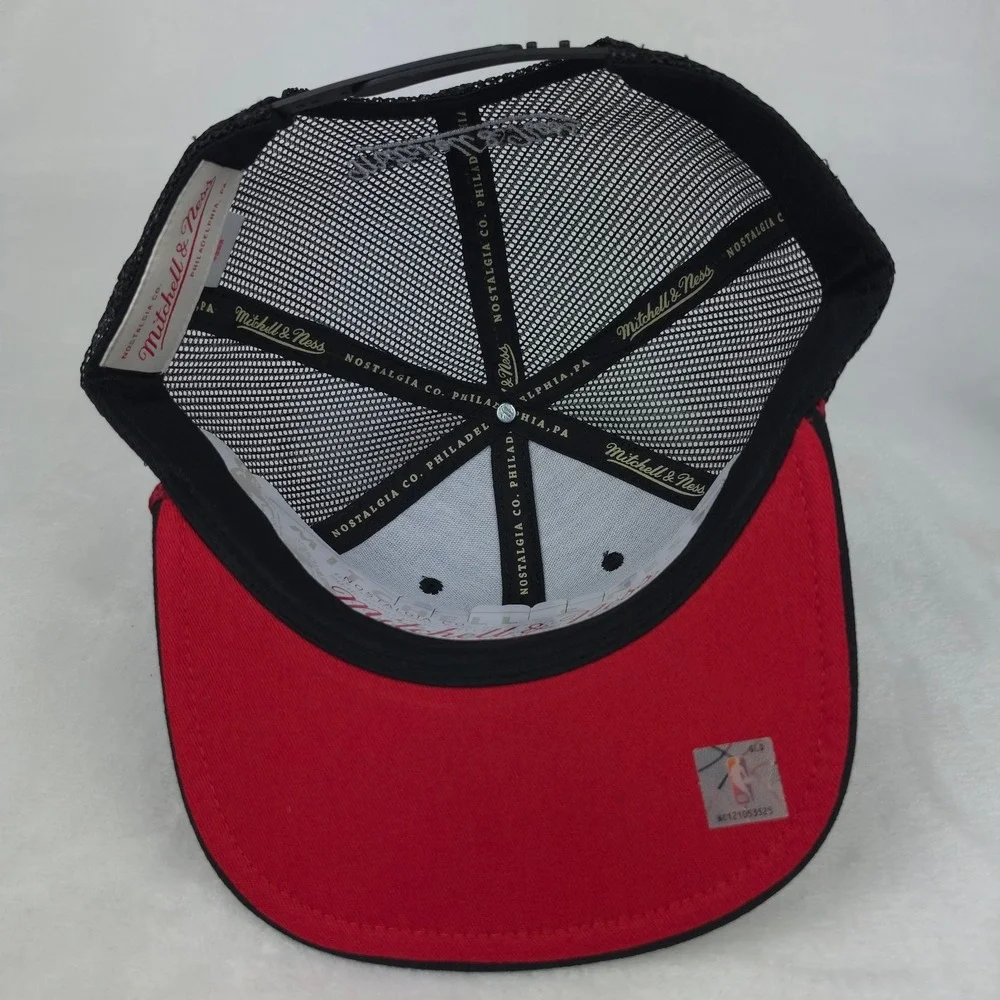 Phila 76ers Mitchell & Ness NBA Trucker Hat Cap 3D Logo Lightning Bill Roped NWT